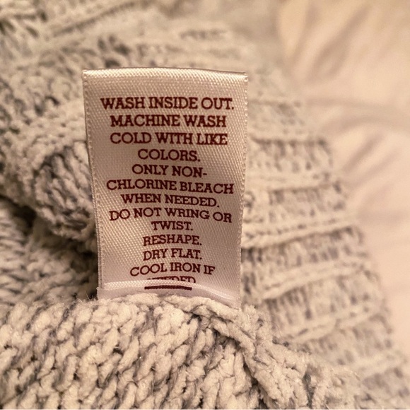 SO Cable knit V neck hooded sweater size Small super cute - Picture 4 of 8